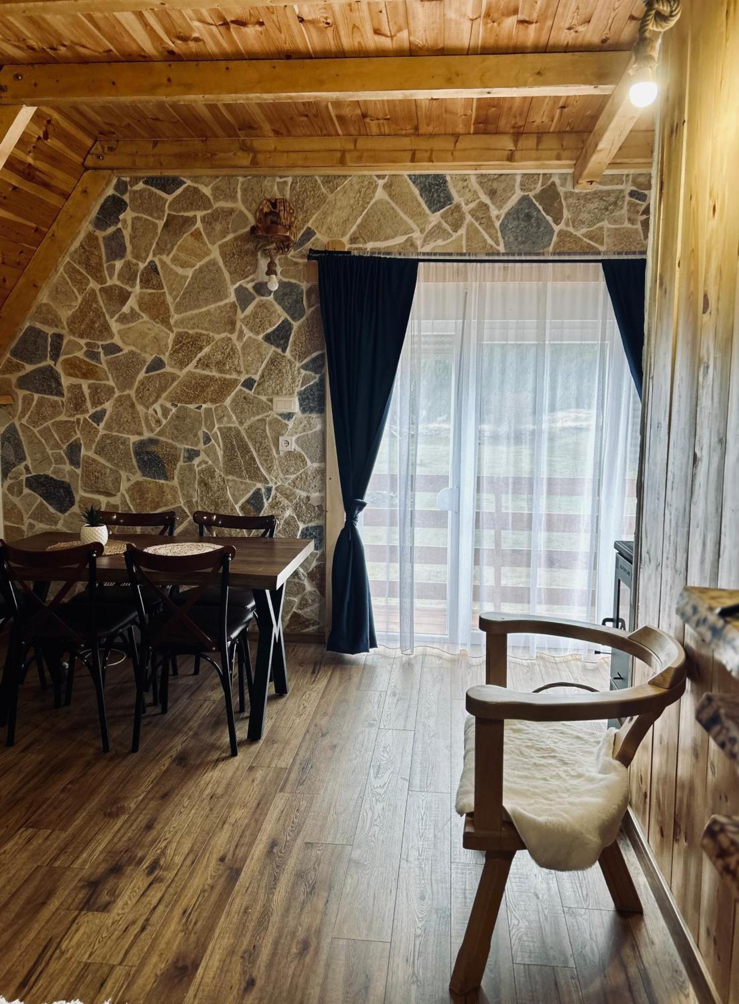 Nomad Lodge Zminica Žabljak Exteriér fotografie