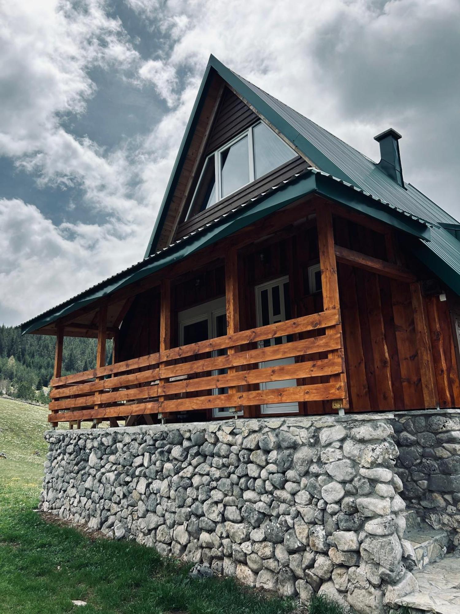 Nomad Lodge Zminica Žabljak Exteriér fotografie